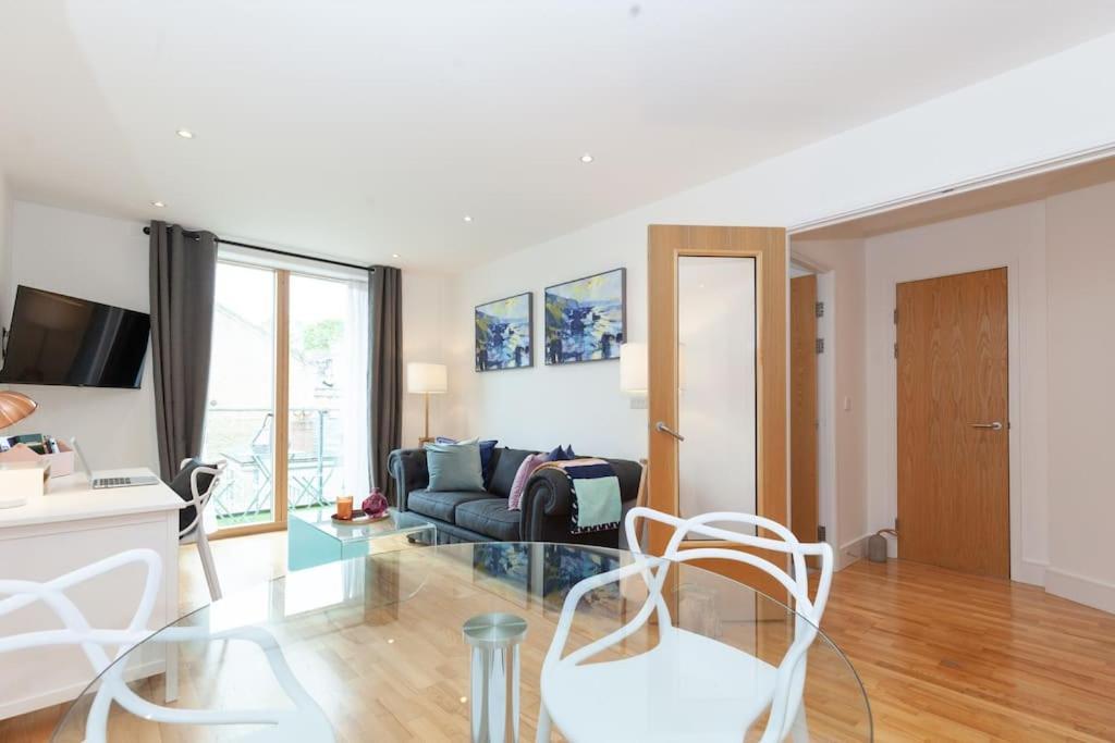 Oxfordshire Living - The Tolkien Apartment - Оксфорд Экстерьер фото