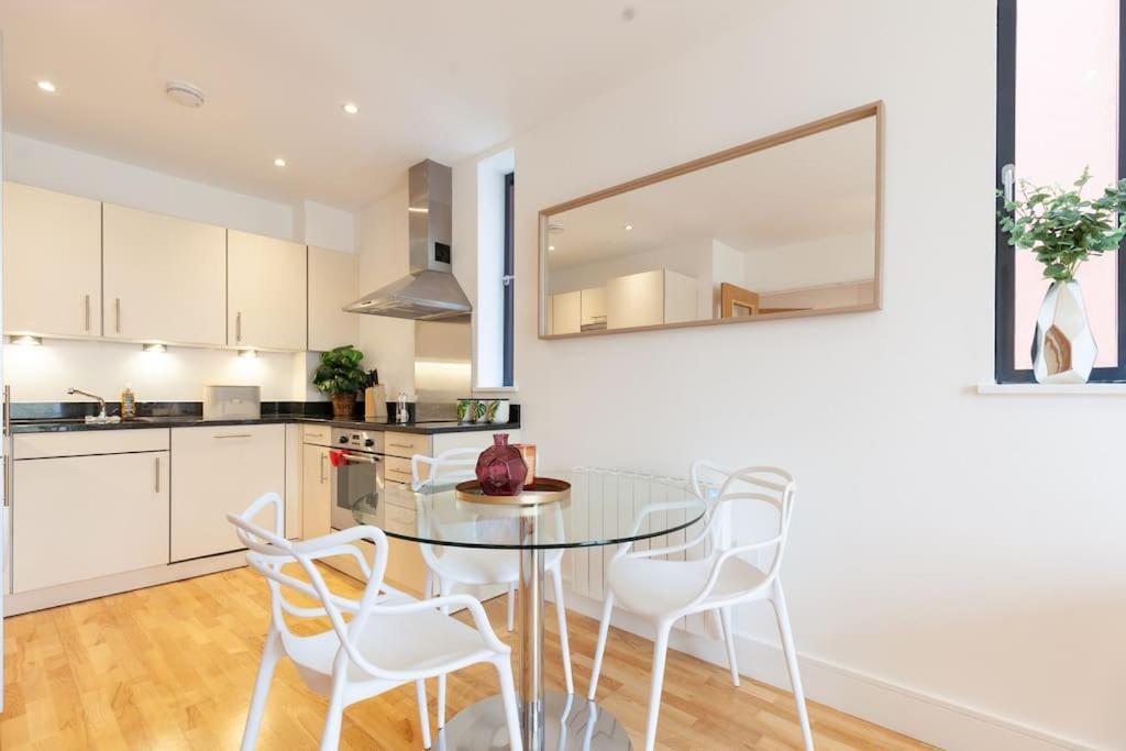 Oxfordshire Living - The Tolkien Apartment - Оксфорд Экстерьер фото