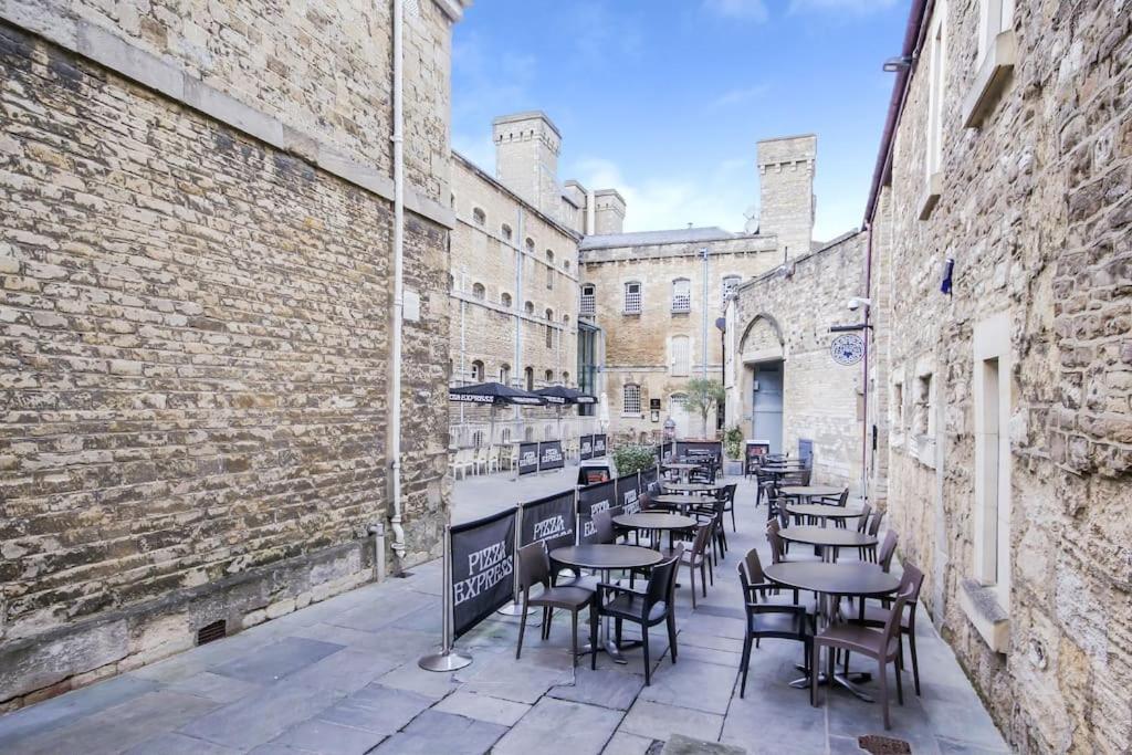 Oxfordshire Living - The Tolkien Apartment - Оксфорд Экстерьер фото
