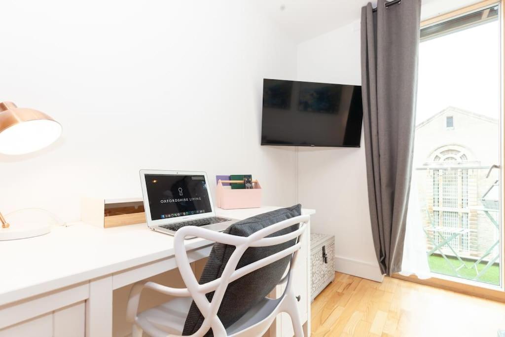 Oxfordshire Living - The Tolkien Apartment - Оксфорд Экстерьер фото