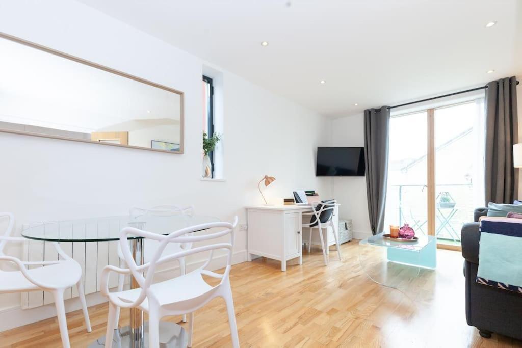 Oxfordshire Living - The Tolkien Apartment - Оксфорд Экстерьер фото