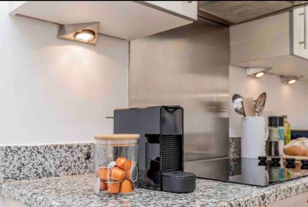 Oxfordshire Living - The Tolkien Apartment - Оксфорд Экстерьер фото